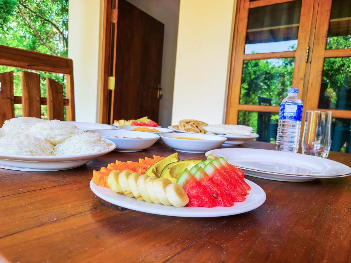 Woodholic Homestay Szigirija Kültér fotó