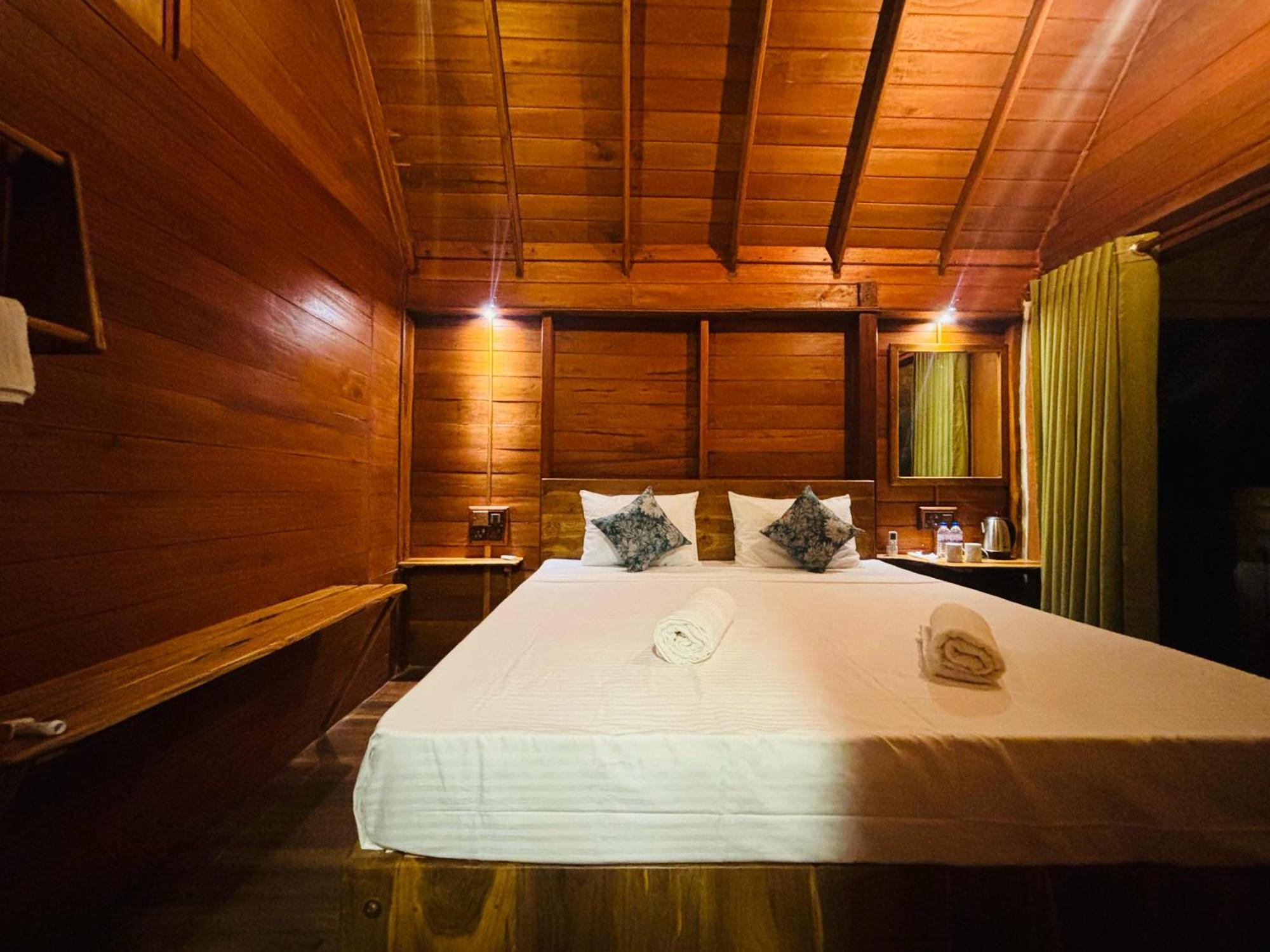 Woodholic Homestay Szigirija Kültér fotó