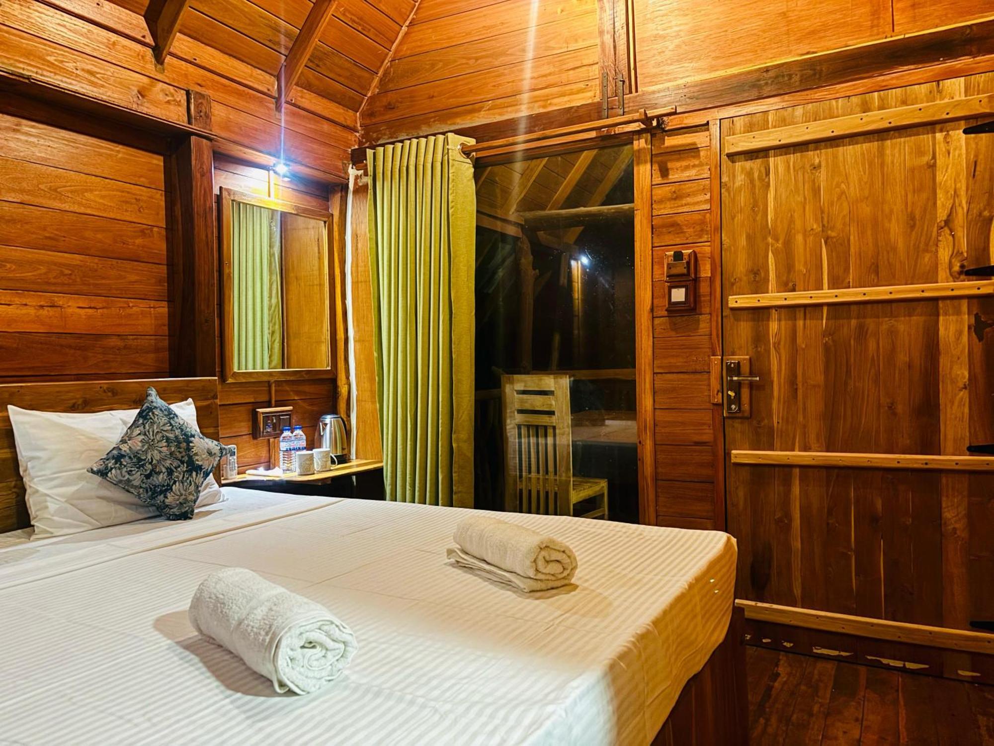 Woodholic Homestay Szigirija Kültér fotó